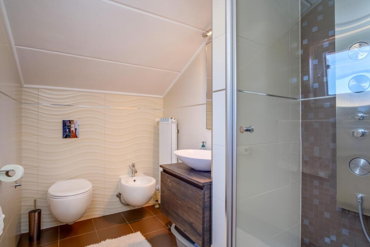 Apartament Leonida Mali Lošinj Zewnętrze zdjęcie