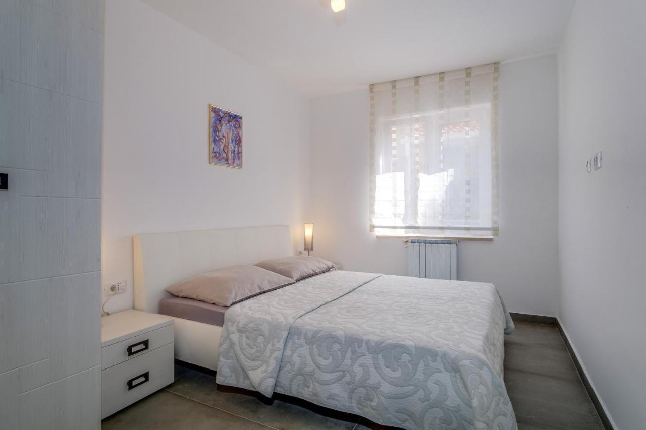 Apartament Leonida Mali Lošinj Zewnętrze zdjęcie