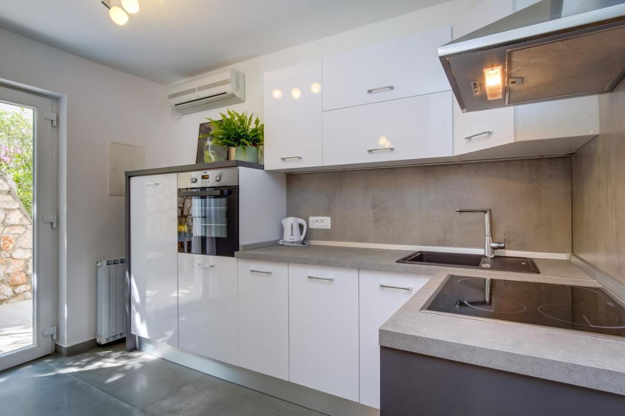 Apartament Leonida Mali Lošinj Zewnętrze zdjęcie