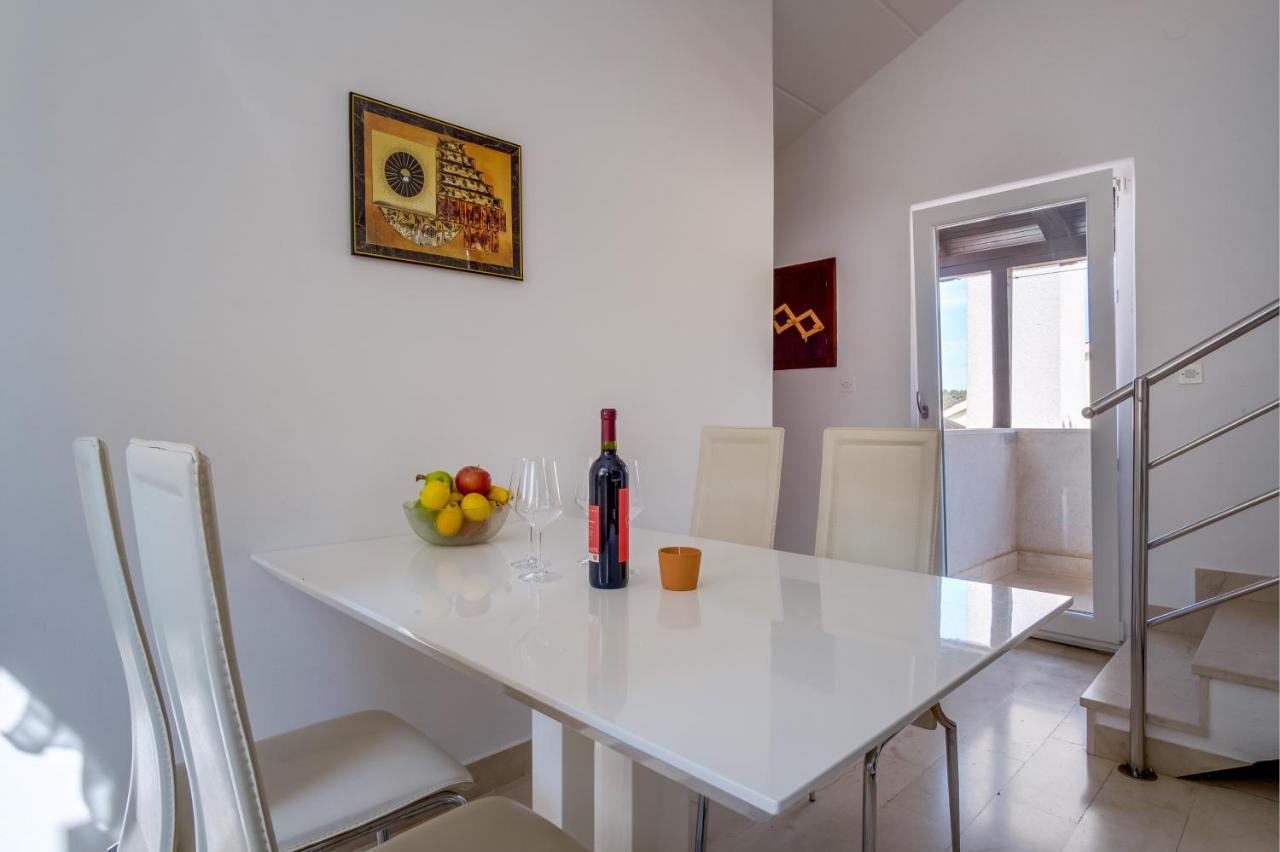 Apartament Leonida Mali Lošinj Zewnętrze zdjęcie