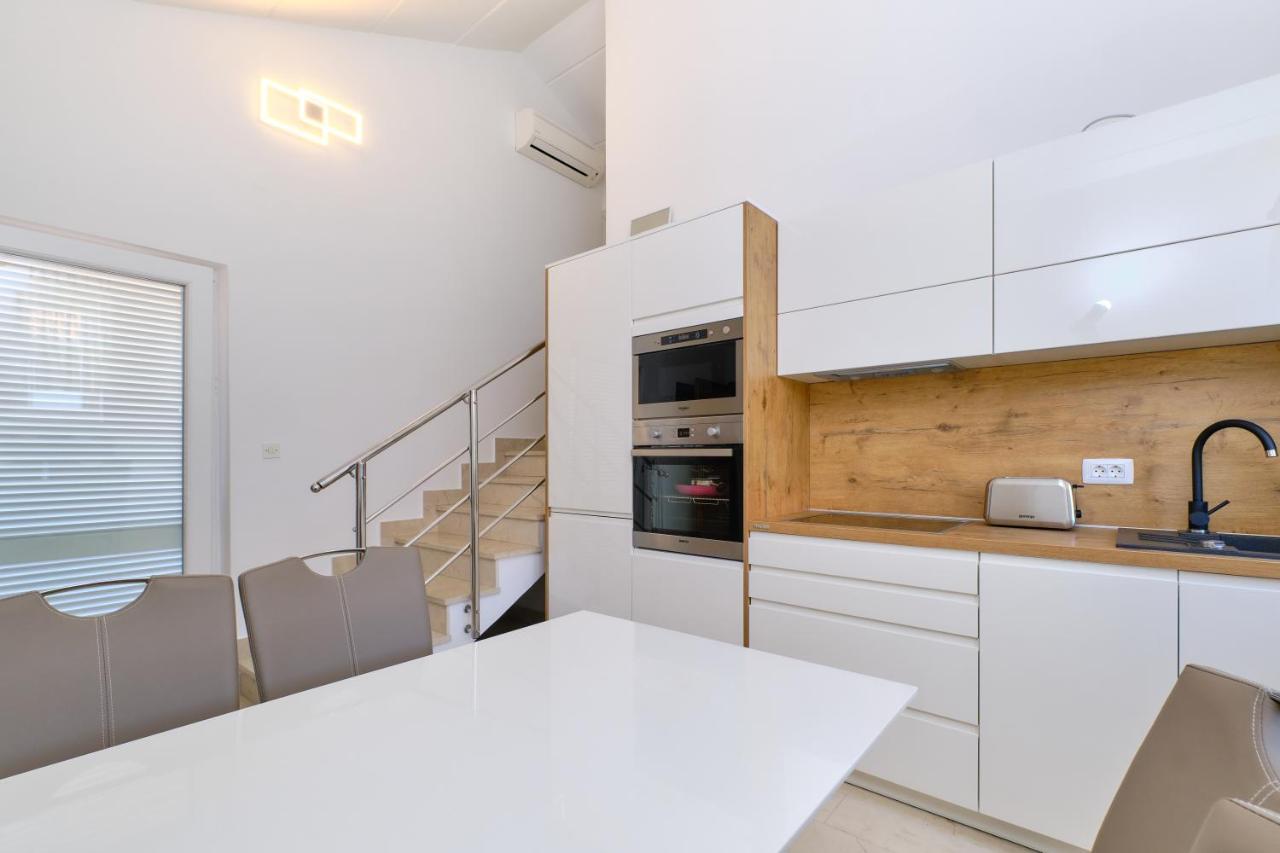 Apartament Leonida Mali Lošinj Zewnętrze zdjęcie