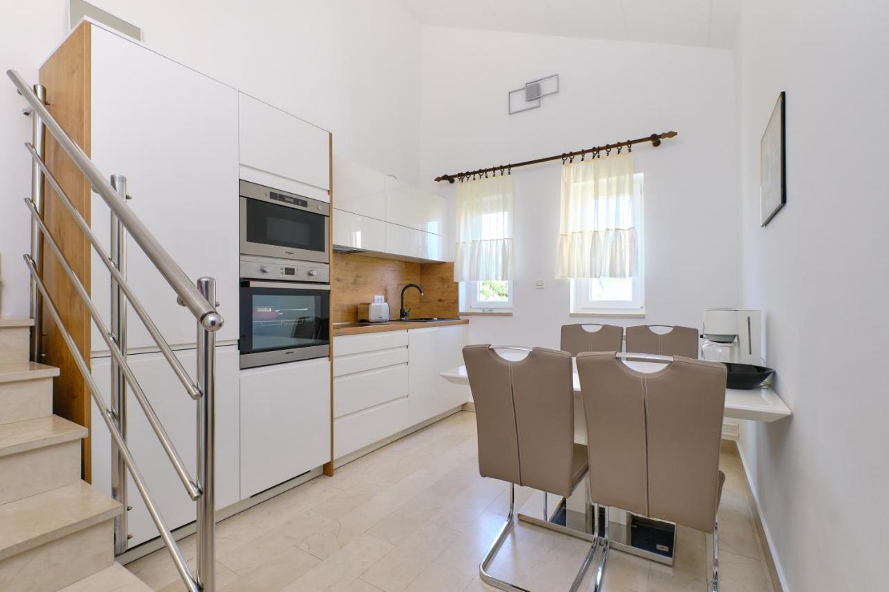Apartament Leonida Mali Lošinj Zewnętrze zdjęcie