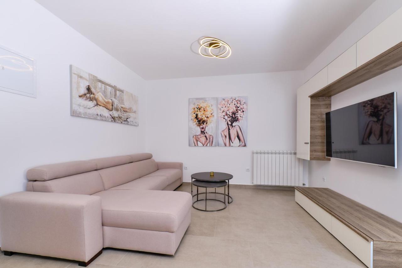 Apartament Leonida Mali Lošinj Zewnętrze zdjęcie