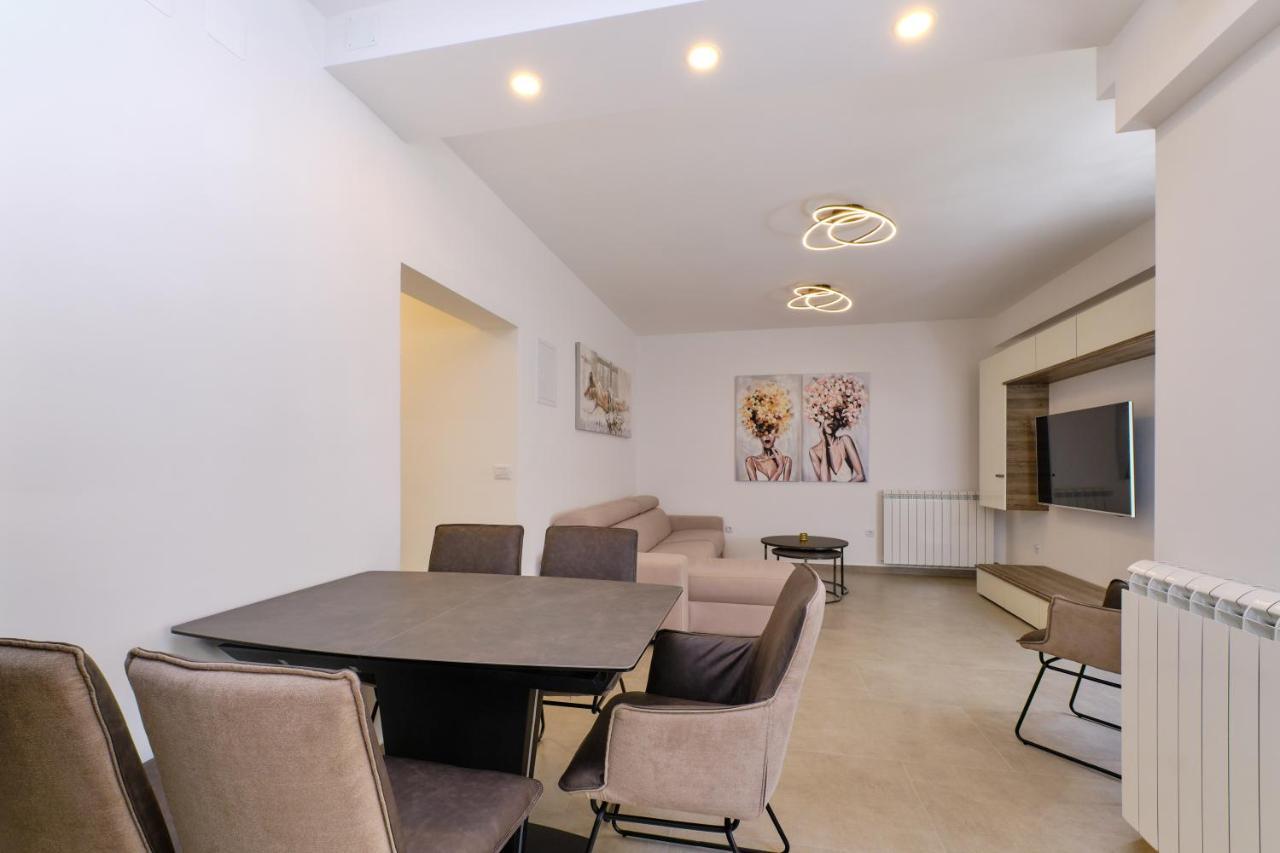 Apartament Leonida Mali Lošinj Zewnętrze zdjęcie